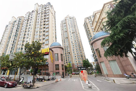 东平焦村社区2室2厅佛山小学简单装修出售